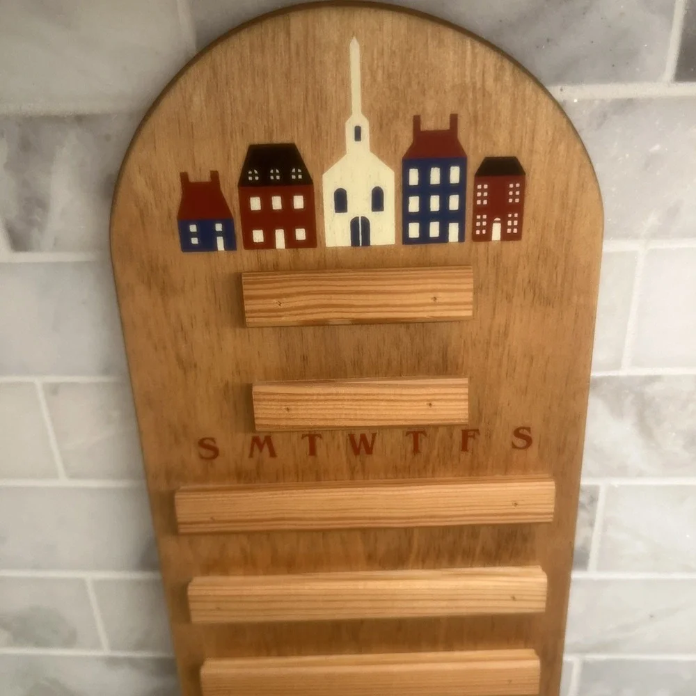 Vintage Wooden Perpetual Calendar with Interchangeable Month Date Tiles EUC